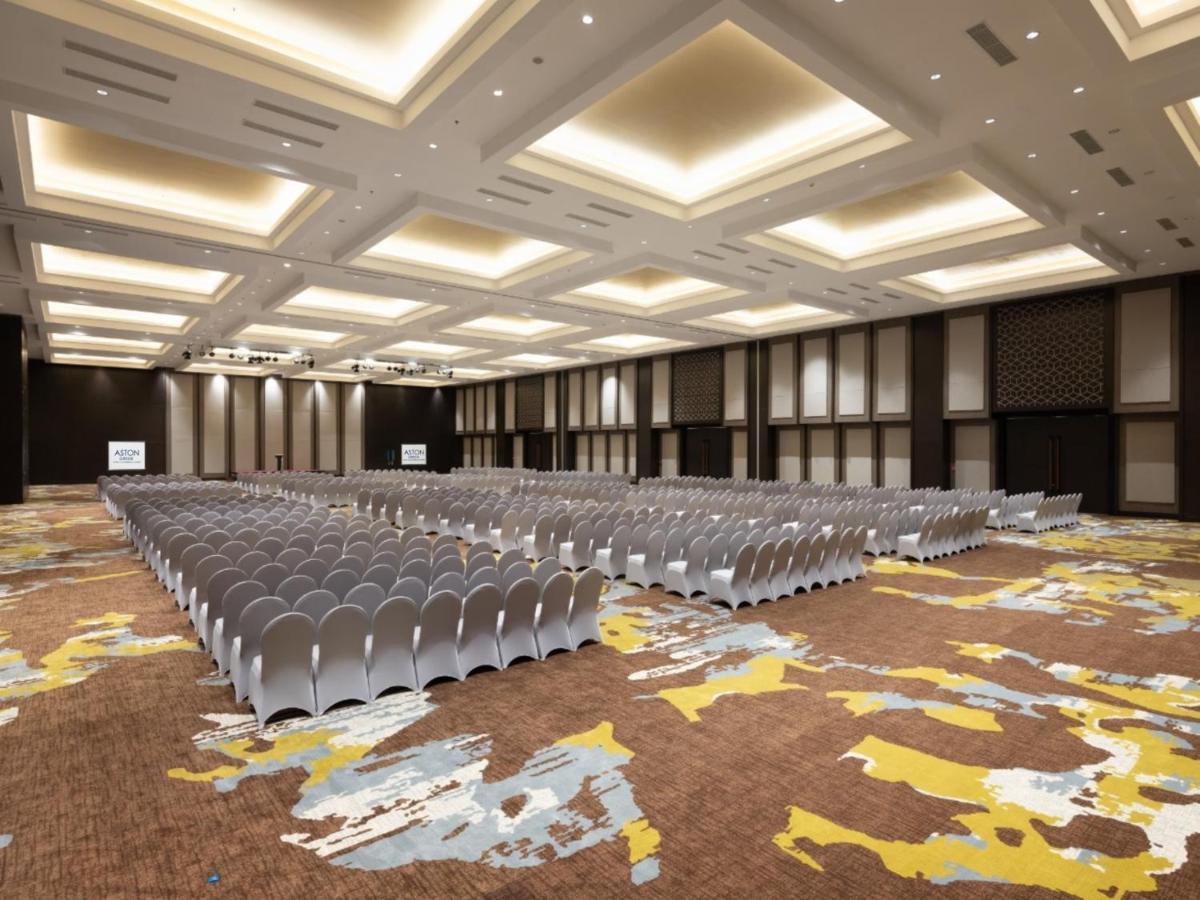 Aston Gresik Hotel & Conference Center Luaran gambar