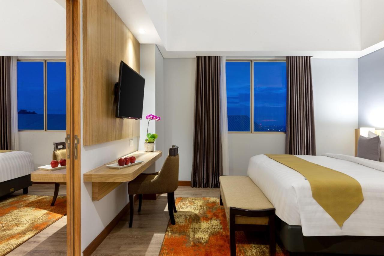 Aston Gresik Hotel & Conference Center Luaran gambar