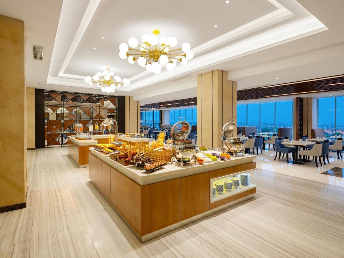 Aston Gresik Hotel & Conference Center Luaran gambar